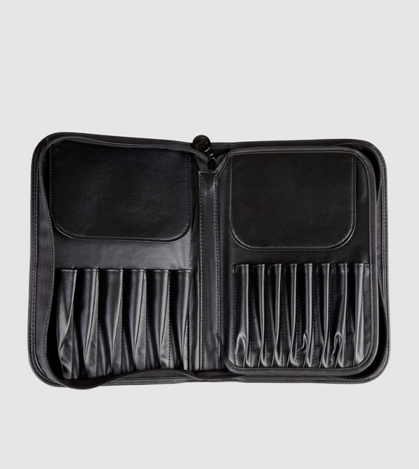 سيجما بيوتي الجمال - أسود MAKEUP BRUSHES