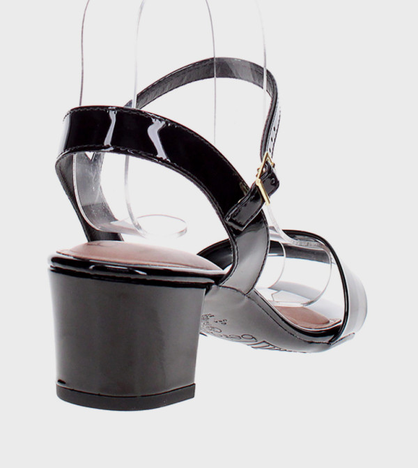 بيرا ريو - أسود كعب