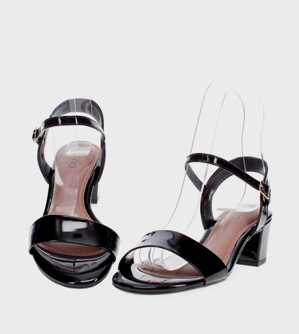 بيرا ريو - أسود كعب