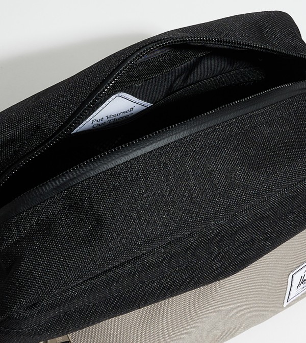 Herschel Toiletry bags - Taupe Toiletry bags