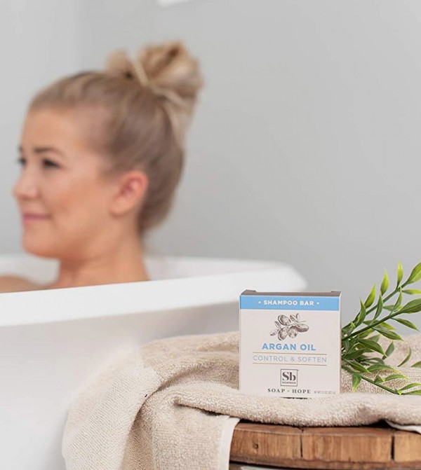 سوب بوكس Soapbox - أبيض Shampoos & Conditioners