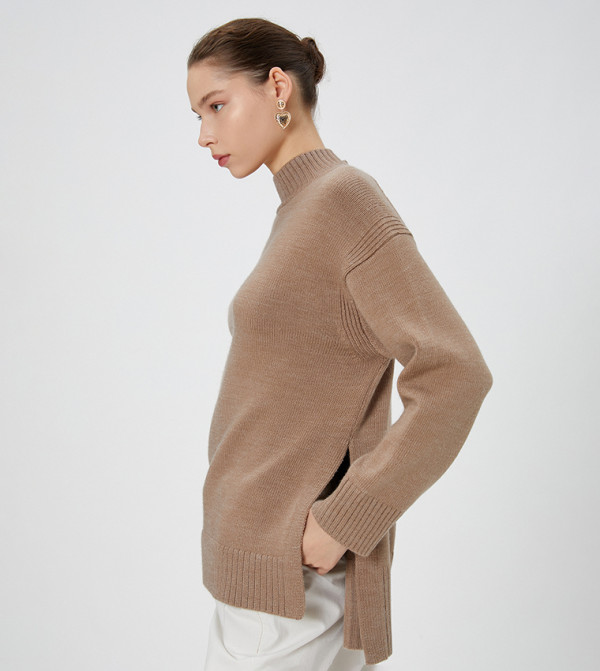 كوتون  سترات - بني  Turtle neck Sweaters