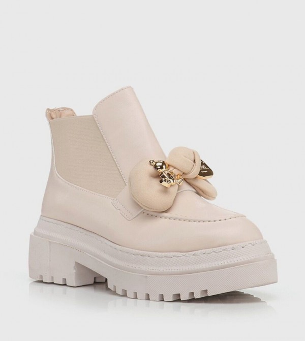 يايا باي هوتيش - اوتليت - بيج Ankle length Boots