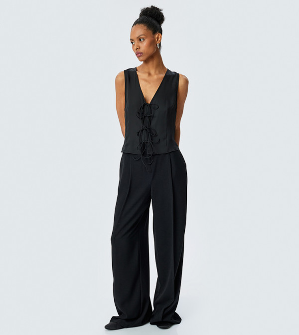 Koton Koton - Black Sleeveless Tops