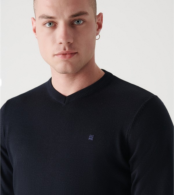 Avva  - Black Sweater