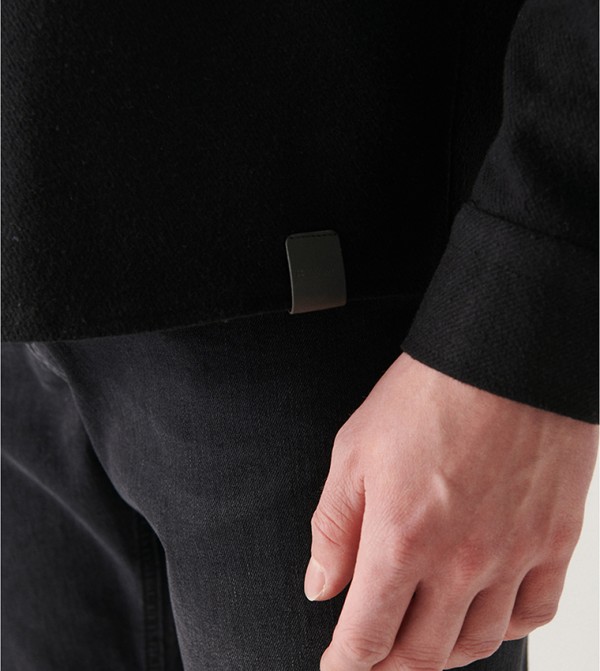 Avva Avva - Black Casual Shirts
