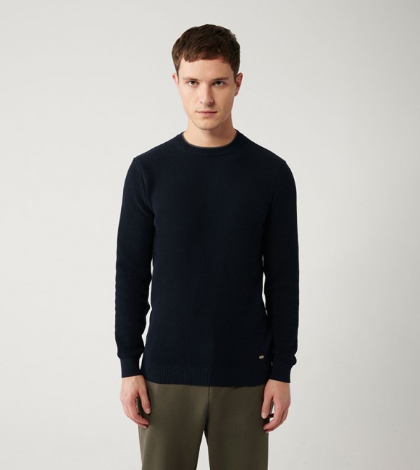 Avva - Outlet  - NAVY BLUE Round Neck Sweaters