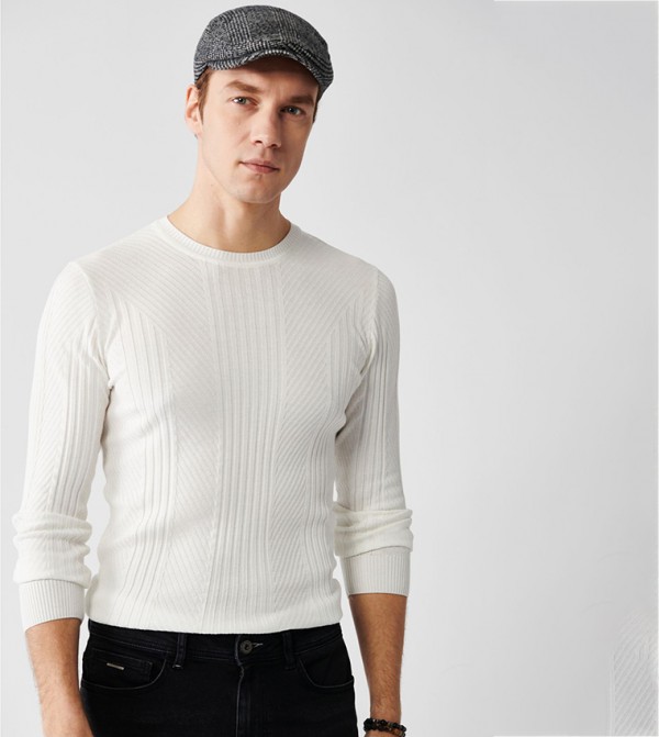 Avva - Outlet  - Ecru Round Neck Sweaters