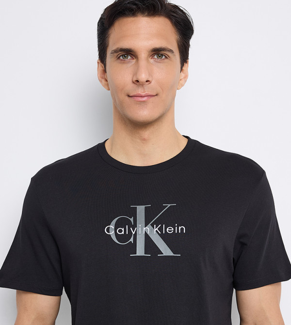Calvin Klein Jeans Clothing - Black Round Neck T-Shirts