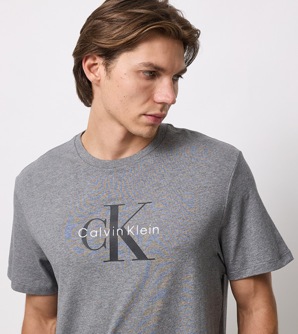 Calvin Klein Jeans Calvin Klein - Grey Round Neck T-Shirts