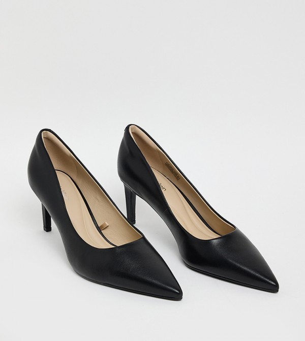Calvin Klein Calvin Klein - Black Pumps