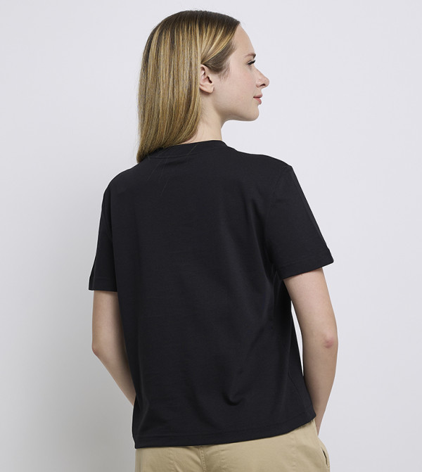 Calvin Klein Jeans  Casual T-Shirts - Black Short Sleeve T-Shirts