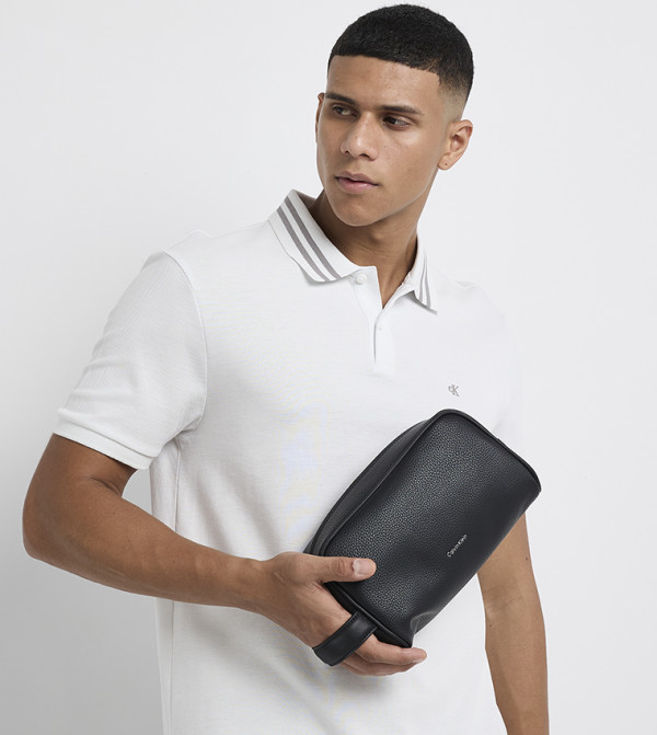 Calvin Klein  Bags - Black Toiletry bags