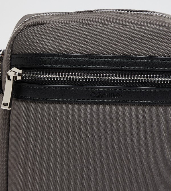 كالفين كلاين  حقائب خصر - رمادي Cross Body & Sling Bags