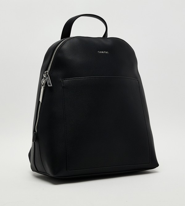 كالفين كلاين  حقائب ظهر - أسود undefined