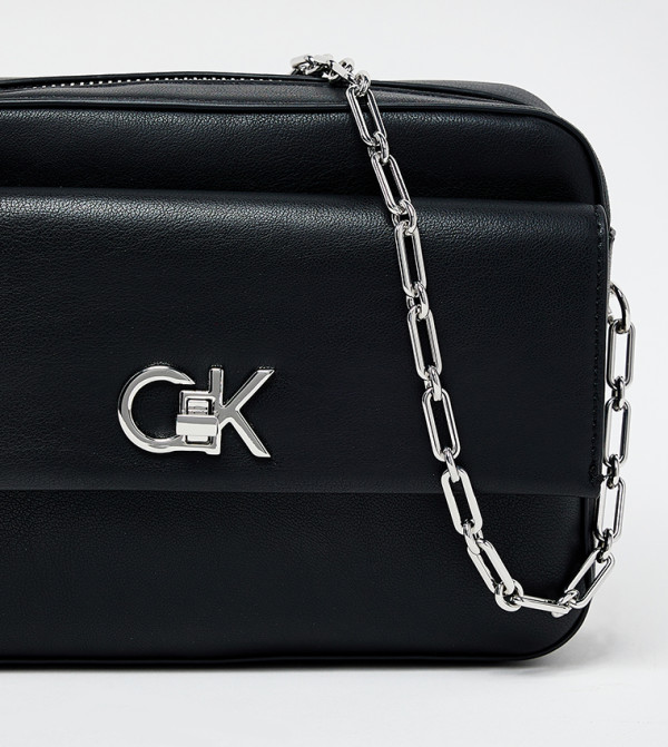 كالفين كلاين  كروس  - أسود حقائب بحمالة طويلة