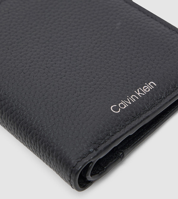 كالفين كلاين  valentine-2026 - أسود محافظ