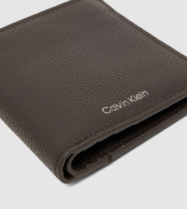 كالفين كلاين كالفين كلاين - بني  محافظ