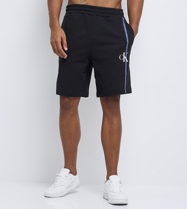 كالفين كلاين  ملابس - أسود شورت كاجوال