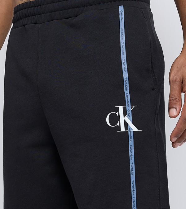 كالفين كلاين  ملابس - أسود شورت كاجوال