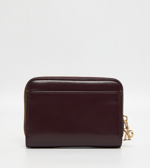 كالفين كلاين حقائب - بني محافظ