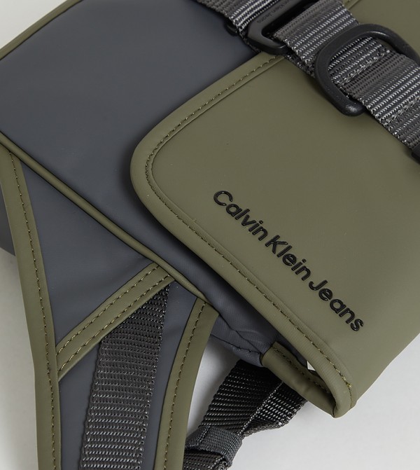 كالفين كلاين  utility - رمادي Cross Body & Sling Bags