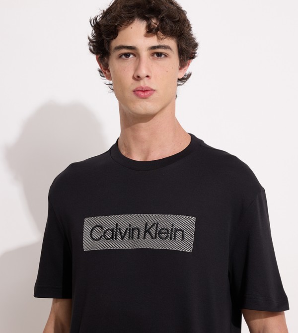 Calvin Klein Calvin Klein - Black Casual T-Shirts