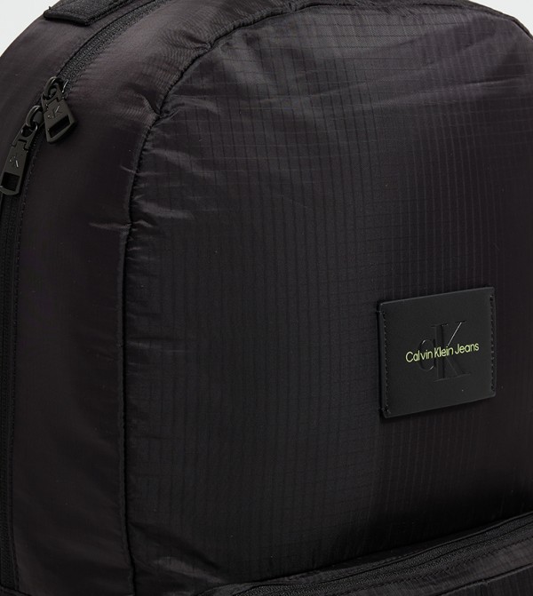 Calvin Klein Calvin Klein - Black undefined