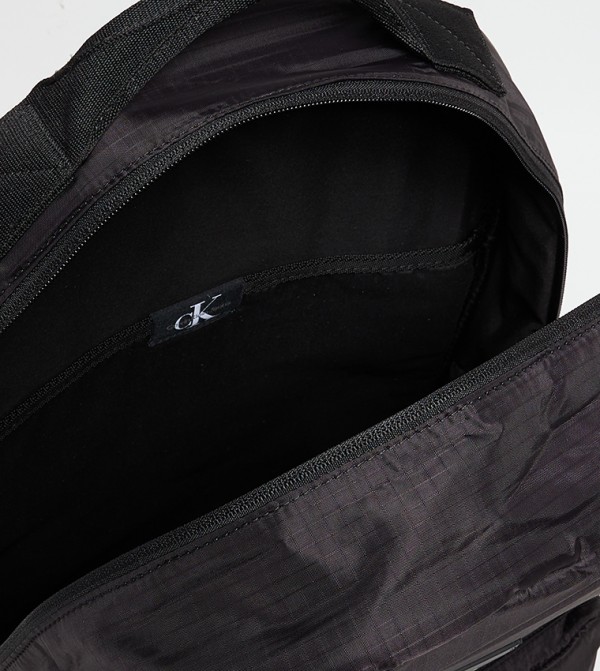 Calvin Klein Calvin Klein - Black undefined