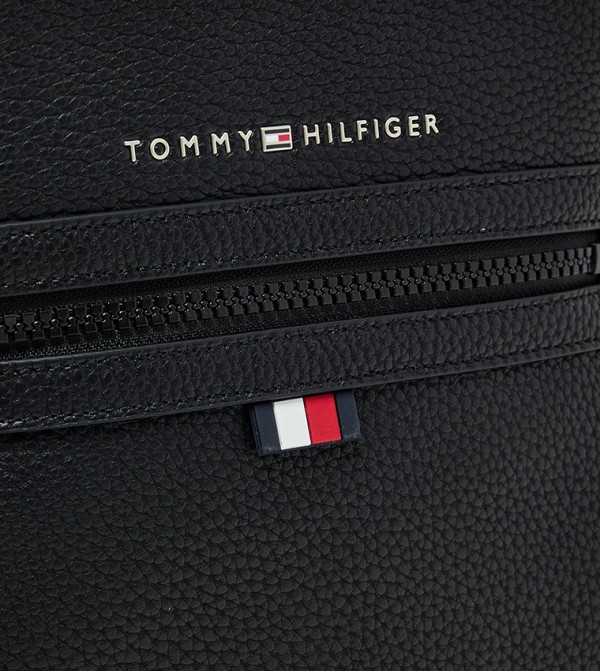 Tommy Hilfiger Tommy Hilfiger - Black Cross Body & Sling Bags
