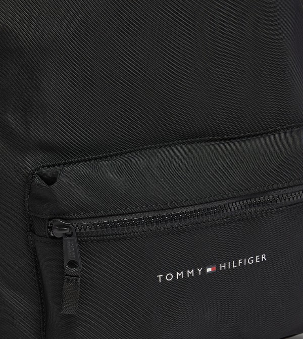 تومي هيلفيغر تومي هيلفيغر - أسود حقيبة ظهر