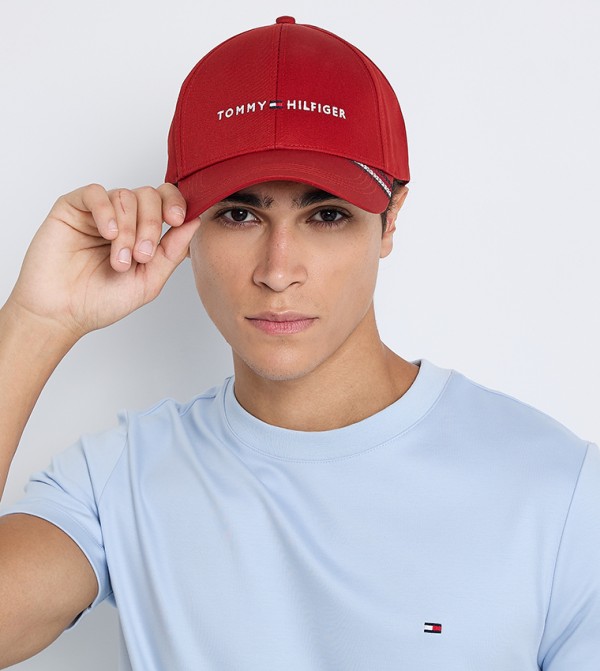 Tommy Hilfiger  Baseball Caps - Red Baseball Caps