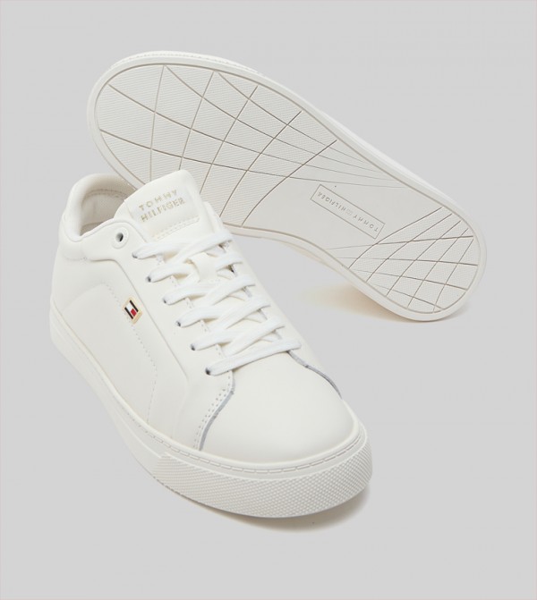 Tommy Hilfiger  Shoes - Beige Low Top