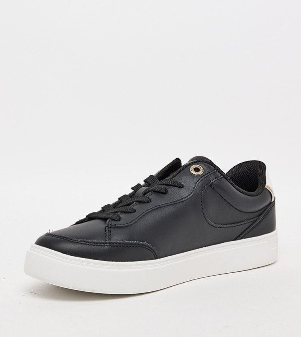 Tommy Hilfiger Sneakers - Black Low Top