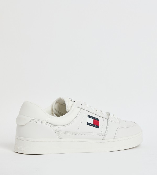 تومي جينز تومي جينز - أبيض أحذية برقبة منخفضة 