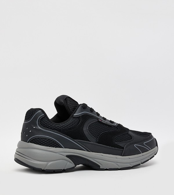 Tommy Hilfiger Tommy Hilfiger - Black Low Top