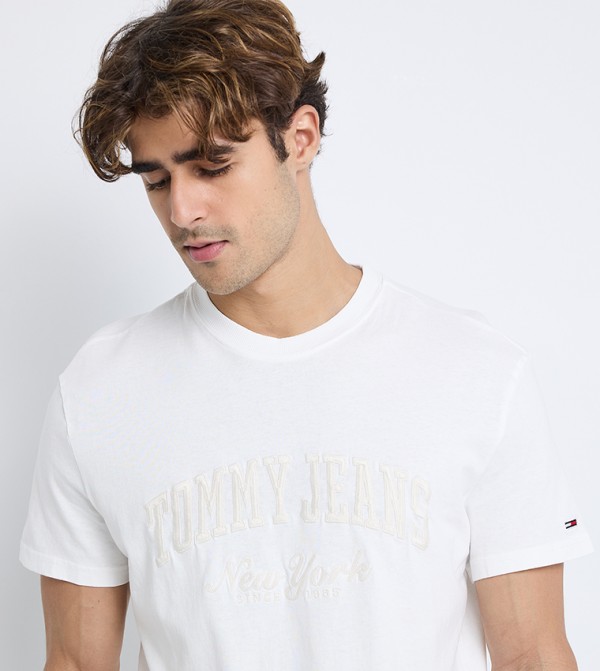 Tommy Hilfiger  - White Round Neck T-Shirts