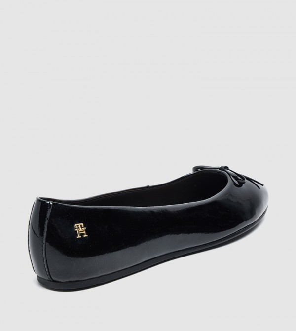 Tommy Hilfiger  - Black undefined