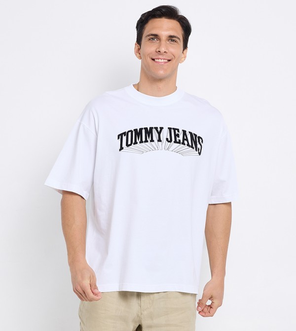 Tommy Hilfiger  T-Shirts - White Round Neck T-Shirts