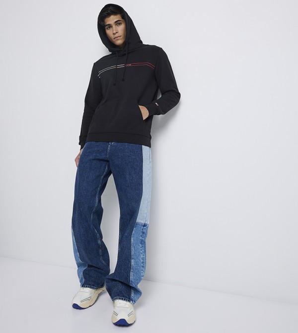 Tommy Jeans  Clothing - Black Hoodies