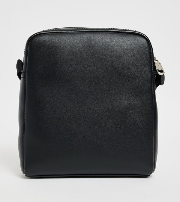 كالفين كلاين  حقائب يد - أسود Cross Body & Sling Bags