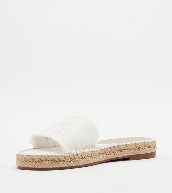 تومي هيلفيغر  c24e4786-aa1d-4183-a5eb-d9a2cca7b67b - أبيض Flat Sandals