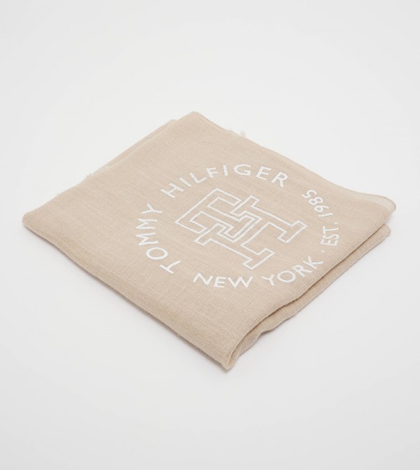 Tommy Hilfiger  Scarves - Beige Knitted Scarves