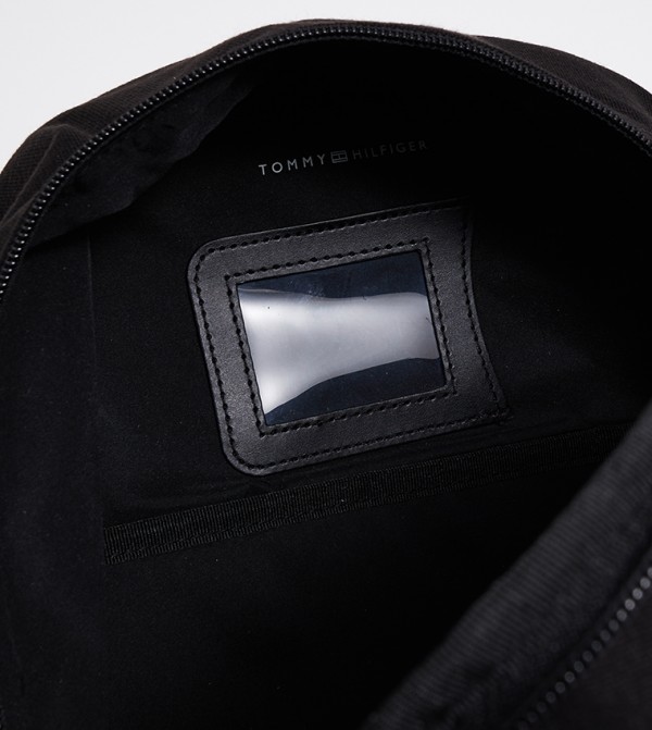 تومي هيلفيغر تومي هيلفيغر - أسود حقيبة ظهر