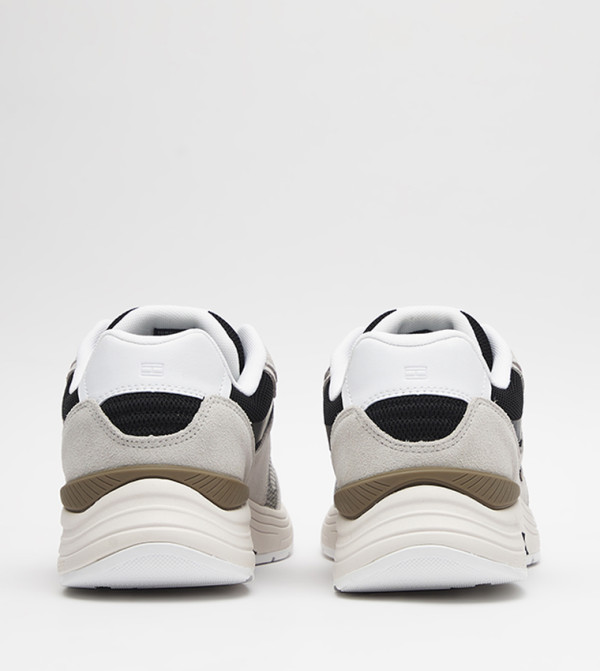 Tommy Hilfiger  Shoes - Grey Low Top