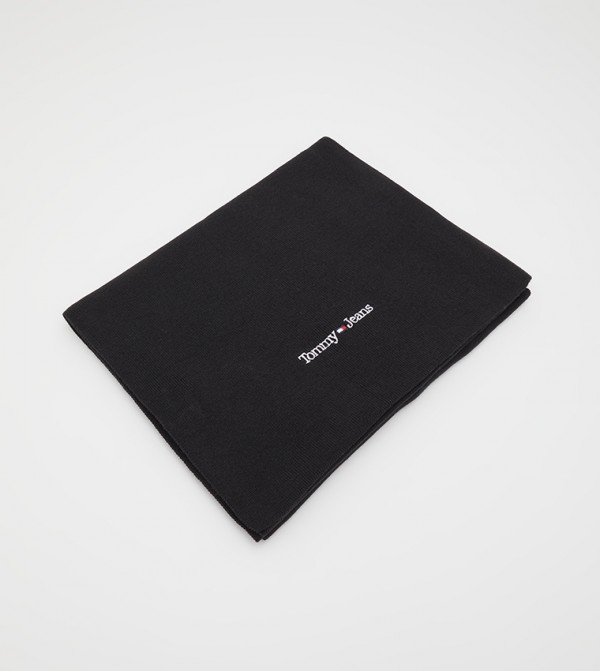 Tommy Hilfiger  Scarves - Black Knitted Scarves