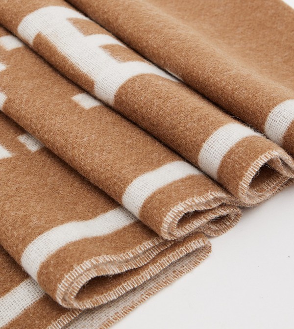 Tommy Hilfiger  Scarves - Brown Knitted Scarves
