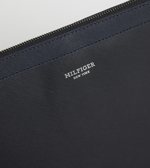 Tommy Hilfiger Tommy Hilfiger - Black Travel Wallets