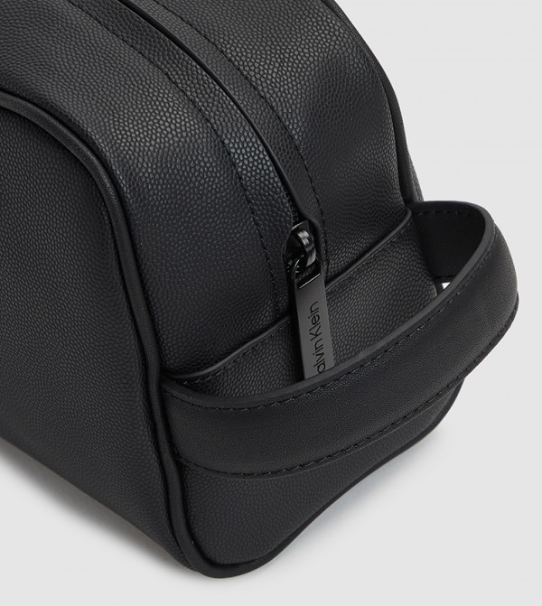 Calvin Klein Calvin Klein - Black Toiletry bags