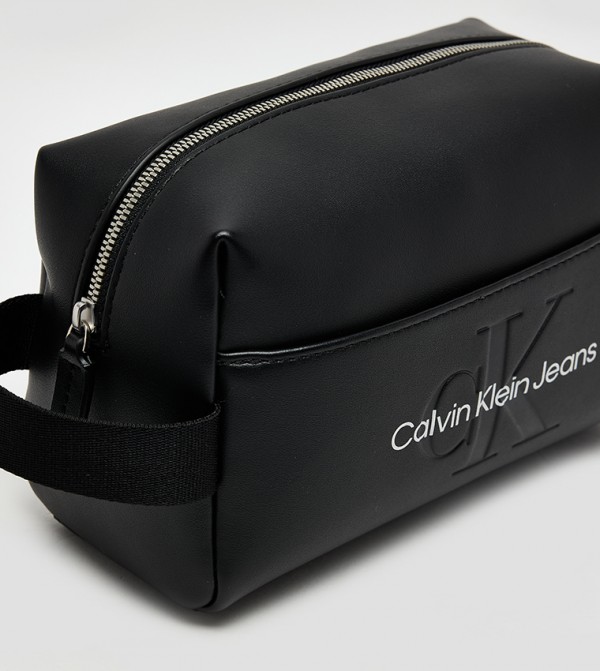 كالفن كلاين جينز  حقائب مستحضرات التجميل - أسود منظمو مستحضرات التجميل